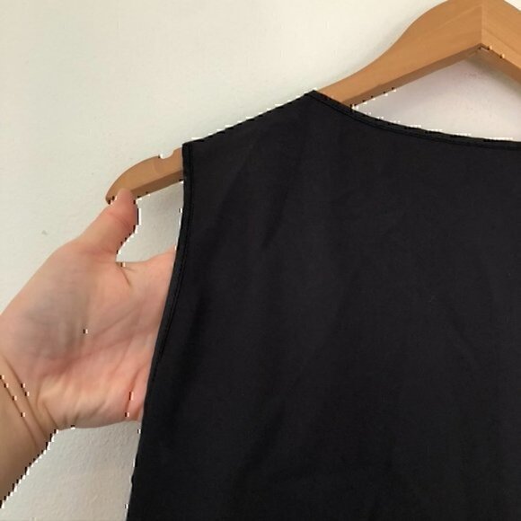 VINTAGE VTG VANITY FAIR Solid Black Textured Floral Semi Sheer Tank Top Small SM - Picture 7 of 7